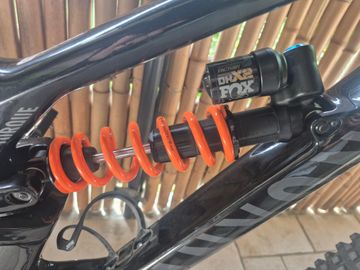 Canyon Torque Mullet CF 9 2025 2025 Mountainbike d'occasion — image 5 sur 9