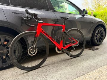 Cipollini Bond SRAM Rival eTap AXS 2024 Road & Gravel usato, Rosso — immagine 2 di 12