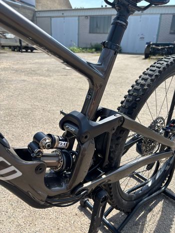 Gebrauchtes Specialized Enduro Comp 2025 2025 Mountainbike, Hellgrau, 29 — Bild 8 von 8