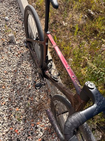 Brugt Elves Mori Aerox 2026 Road & Gravel — billede 2 af 7