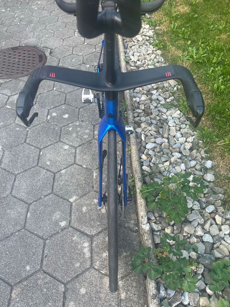 Canyon Speedmax Shimano Dura Ace Di2 2022 Road & Gravel usato, Blu — immagine 8 di 9