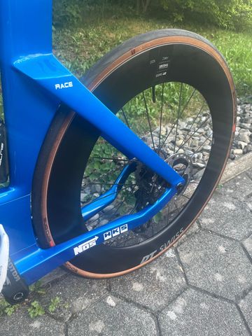 Canyon Speedmax Shimano Dura Ace Di2 2022 Road & Gravel usato, Blu — immagine 7 di 9