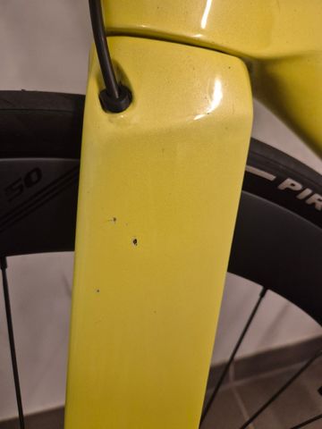 Used Canyon Speedmax CF 8 Disc 2023 2023 Road & Gravel, Orange — image 9 of 10