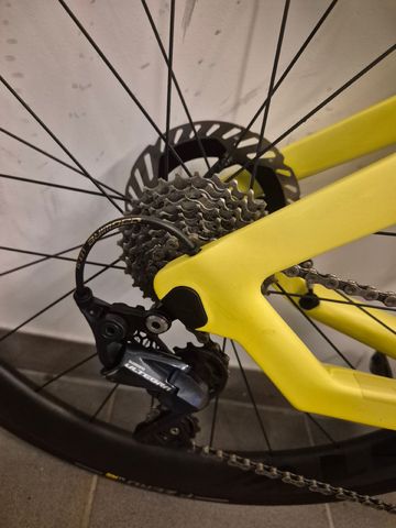Used Canyon Speedmax CF 8 Disc 2023 2023 Road & Gravel, Orange — image 3 of 10