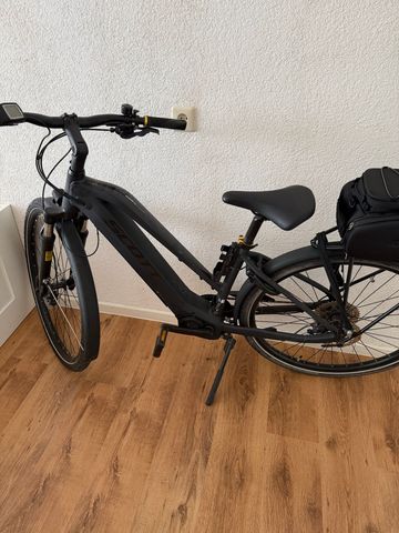 Used Scott Sub Active eRIDE Lady 2023 2023 Urban, Black — image 1 of 3