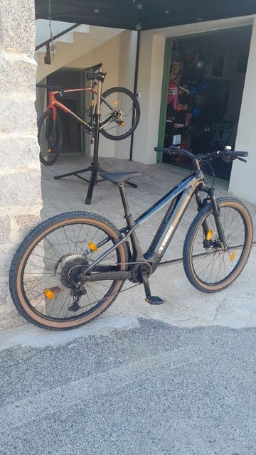 Brugt Trek Powerfly 4 Gen 5 2026 MTB