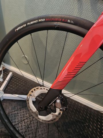 Used Orbea ORCA M20iTEAM 2022 2022 Road & Gravel, Red — image 6 of 6