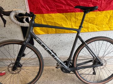 Gebrauchtes Focus Atlas Shimano GRX 2023 Road & Gravel, Hellgrau — Bild 1 von 6