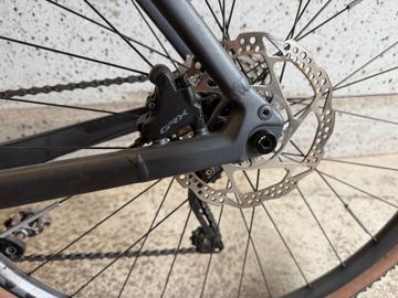 Gebrauchtes Focus Atlas Shimano GRX 2023 Road & Gravel, Hellgrau — Bild 2 von 6