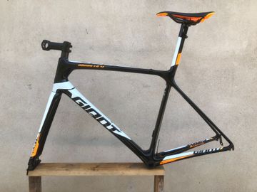 Použité Giant TCR Advanced SL 1 2017 Frameset 2017 Road & Gravel — obrázek 1 z 10
