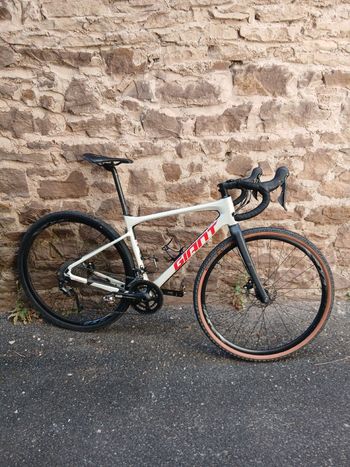Giant Revolt Advanced 2 2020 2020 Corsa & gravel usato