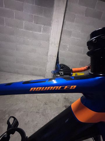 Giant TCR Advanced Pro 0 Disc 2018 2018 Road & Gravel usato, Blu — immagine 5 di 5