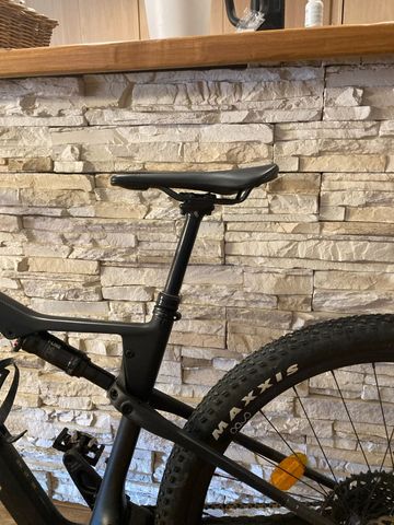 Używany Orbea Oiz M30 SRAM GX 2023 Mountainbike — zdjęcie 29 z 36