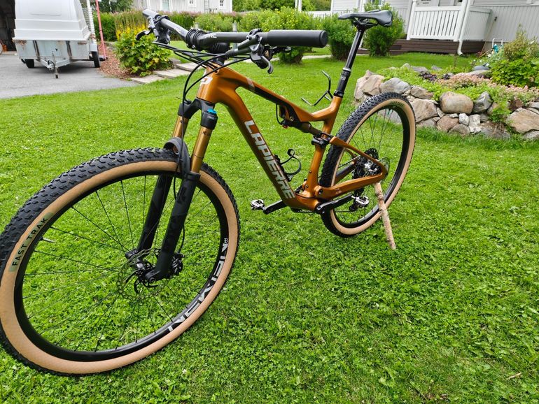 Używany Lapierre XRM 8.9 2023 2023 Mountainbike — zdjęcie 2 z 6