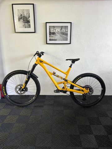 Brugt YT Industries Capra 29 CORE 3 AL 2025 2025 Mountainbike — billede 9 af 13