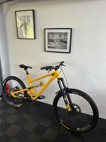 Brugt YT Industries Capra 29 CORE 3 AL 2025 2025 Mountainbike — billede 1 af 13