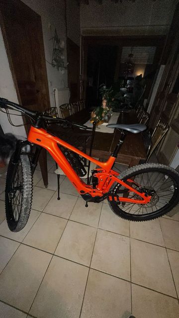 Brugt Giant Trance X Advanced E+ Elite 3 2024 2024 Mountainbike — billede 1 af 5