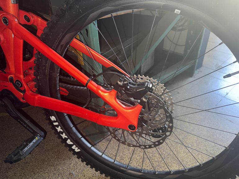 Brugt Giant Trance X Advanced E+ Elite 3 2024 2024 Mountainbike — billede 4 af 5