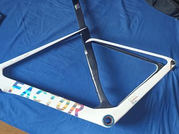 Used Factor Ostro Frameset 2025 Road & Gravel, White — image 6 of 17