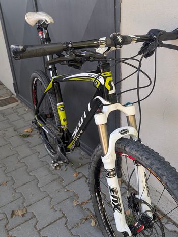 Scott Scale 10 2012 Mountainbike usato, Nero — immagine 4 di 8