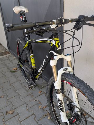 Used Scott Scale 10 2012 Mountainbike, Black — image 4 of 8