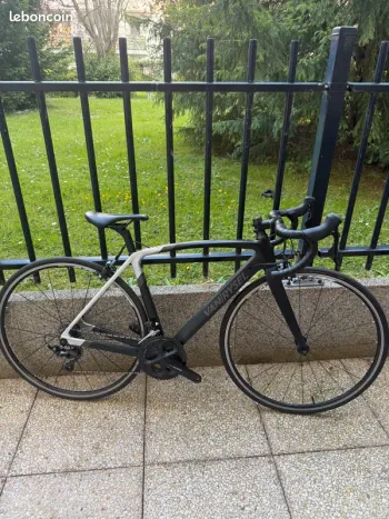 Used Van rysel RCR 900 CF Carbon Road Bike, - 105 2020 2020 Road & Gravel
