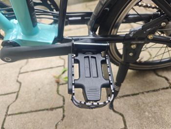 Used Brompton C Line 2021 Urban, Green — image 3 of 4