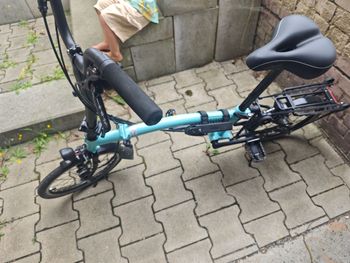 Used Brompton C Line 2021 Urban, Green — image 2 of 4