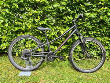 Specialized Hotrock 24 2021 2021 Kids & Youth usato