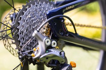 Gebrauchtes Specialized Sirrus Shimano XTR 2023 Urban, Blau — Bild 9 von 18