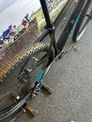 CUBE REACTION C:62, ONE 2025 2025 Mountainbike usato, Nero — immagine 4 di 5
