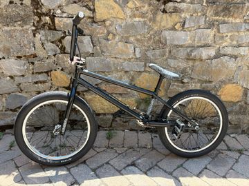 Used GT Custom Single Speed / Fixed Gear 2018 Urban, Black — image 2 of 7