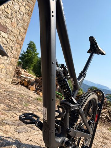 Specialized Status 170 2 2024 2024 Mountainbike de segunda mano, Negro — imagen 15 de 23