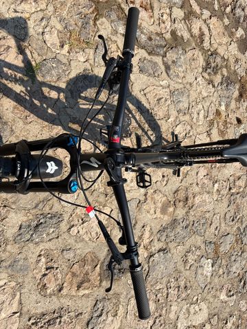 Specialized Status 170 2 2024 2024 Mountainbike de segunda mano, Negro — imagen 18 de 23