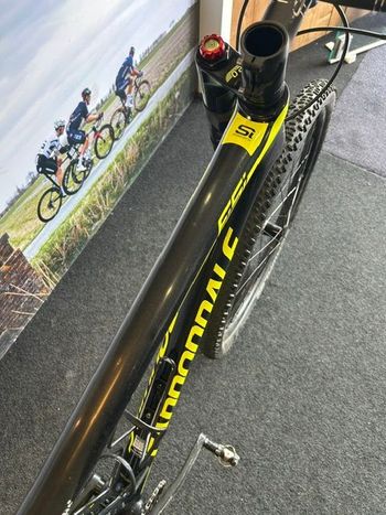 Brugt Cannondale F-Si Carbon 1 2018 2018 Mountainbike — billede 3 af 5