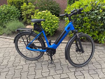 Used Gazelle Custom 2023 Urban, Blue — image 2 of 3