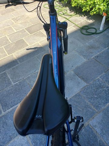 Giant Custom Shimano Deore 2020 Urban d'occasion — image 6 sur 6