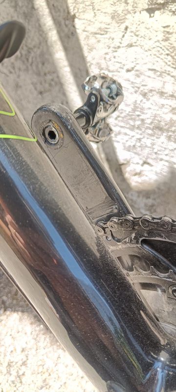 Used Cannondale Hi-mod 2013 Road & Gravel, Black — image 9 of 12
