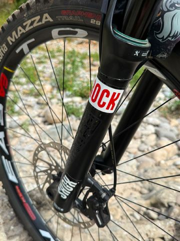 KTM Macina Kapoho LTD 2020 2020 Mountainbike usato, Nero — immagine 5 di 8