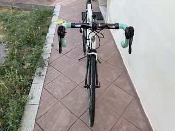 Used Bianchi 2013 Road & Gravel, White — image 9 of 10