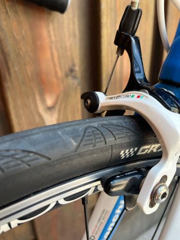 Použité Bianchi Nirone Shimano 105 2011 Road & Gravel — obrázek 22 z 30