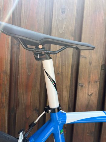 Použité Bianchi Nirone Shimano 105 2011 Road & Gravel — obrázek 5 z 30