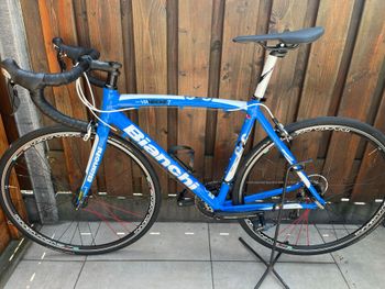 Použité Bianchi Nirone Shimano 105 2011 Road & Gravel — obrázek 2 z 30