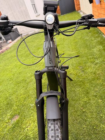 Gebrauchtes Focus THRON² 6.9 EQP ABS 2023 2023 Mountainbike, Hellgrau, other — Bild 4 von 21