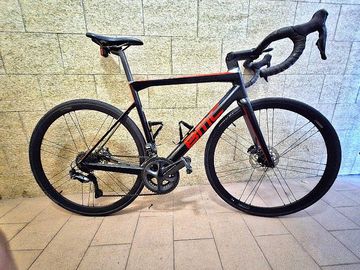 Używany BMC Teammachine SLR01 DISC FOUR 2019 2019 Road & Gravel