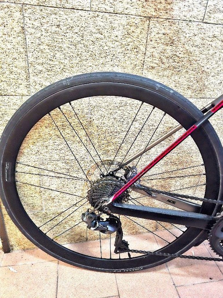 Brugt BMC Teammachine SLR01 DISC FOUR 2019 2019 Road & Gravel — billede 5 af 18