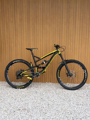 Tweedehands YT Industries Capra 27 AL 2018 2018 Mountainbike — afbeelding 1 van 6