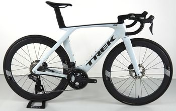 Trek Madone SL 7 Gen 7 2024 2024 Corsa & gravel usato