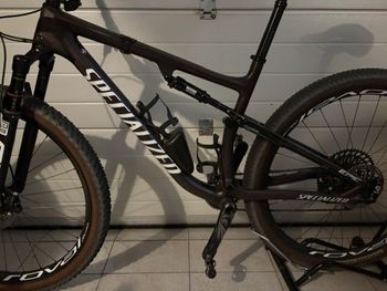 Specialized Epic Pro 2022 2022 Mountainbike usato, Nero — immagine 5 di 5
