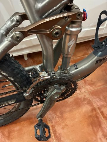 Used Specialized M5 FSR 2009 Mountainbike, Light Gray — image 9 of 12